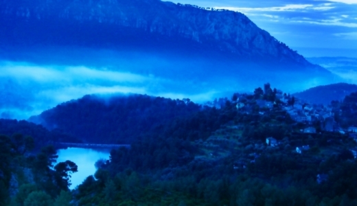 L’attribut alt de cette image est vide, son nom de fichier est whi8htnruo1b4d3-520-300.jpg.